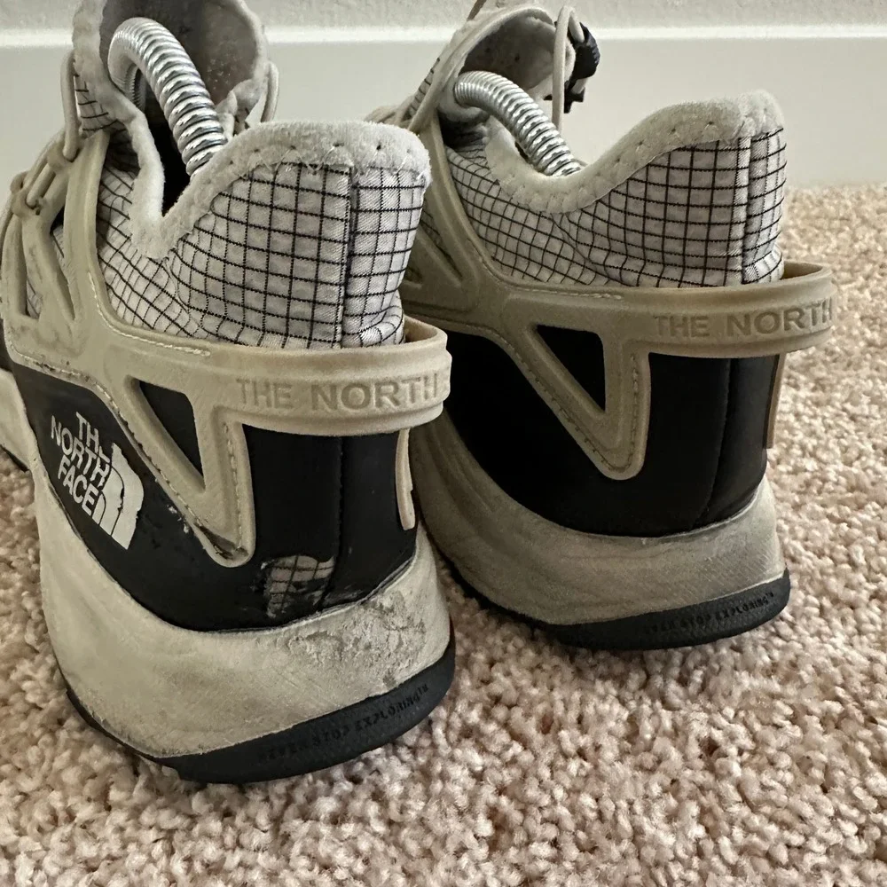 The North Face Oxeye Tech Hiking Shoes Mens 10 Gravel Black NF0A7W5U